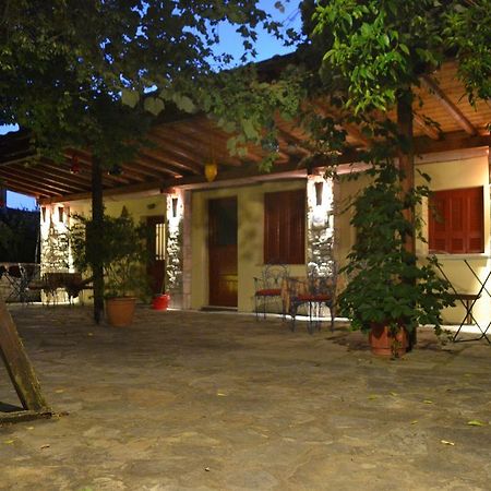 Chouchounikos Apartments Lefokastro Exterior foto