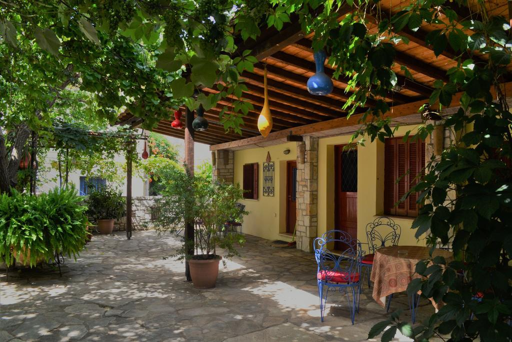 Chouchounikos Apartments Lefokastro Exterior foto